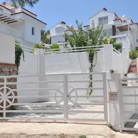 Pinara Villa *